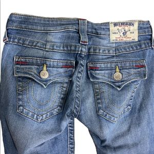 True Religion World Tour skinny jeans size 26 inch waist. 92% cotton